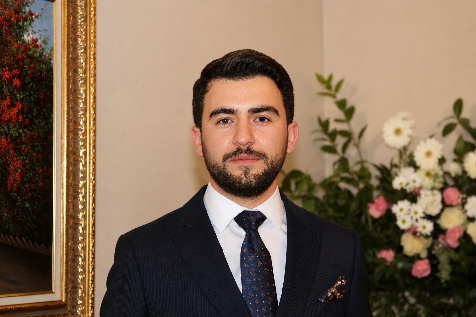 Şunun resmi: M. Raşit Özdemir